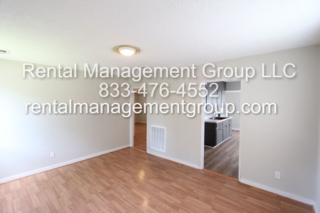 6533 Grasselli Rd in Fairfield, AL - Building Photo - Building Photo