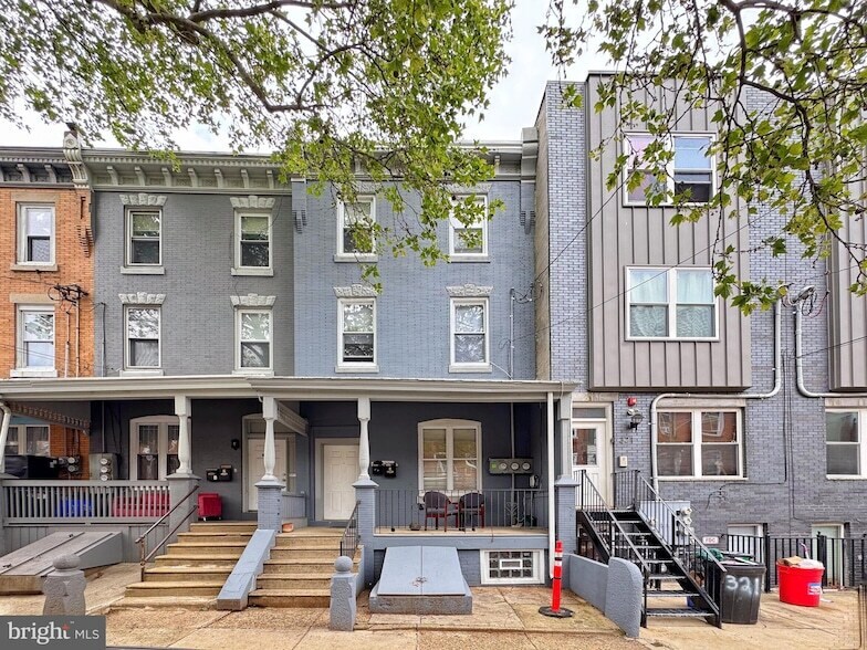 323 N Preston St in Philadelphia, PA - Building Photo