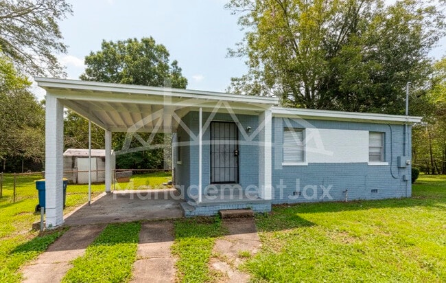 property at 5601 Pansy Ln