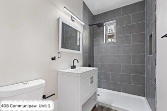 406 Communipaw Ave in Jersey City, NJ - Building Photo - Building Photo