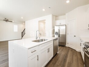 6475 Enlightenment Dr in Reno, NV - Building Photo - Building Photo