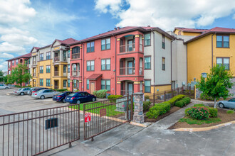 Golden Bamboo Village III Senior in Houston, TX - Building Photo - Building Photo