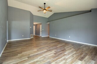 4724 Whitewater Ln in Crestview, FL - Building Photo - Building Photo