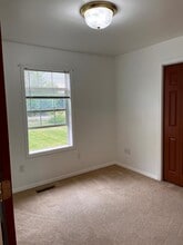102 Virginia Way in Bozeman, MT - Building Photo - Building Photo