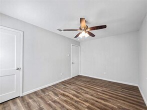 2035 San Francisco Dr in Dallas, TX - Foto de edificio - Building Photo