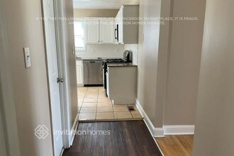 129 Greentree Dr in Newnan, GA - Building Photo - Building Photo