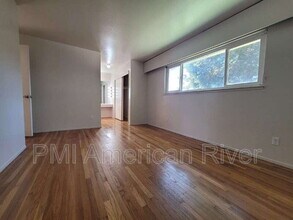 9060 Talisman Dr in Sacramento, CA - Building Photo - Building Photo