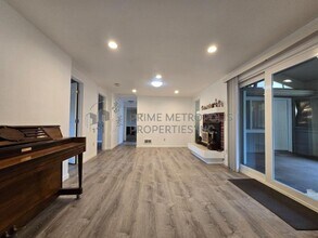 12925 158th Ave SE in Renton, WA - Building Photo - Building Photo