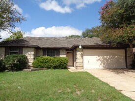 6611 Grove Field Ln in Houston, TX - Building Photo
