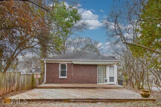 1176 Holly St NW, Unit 244 in Atlanta, GA - Building Photo - Building Photo