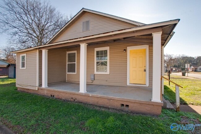 3701 Fairview St SW in Huntsville, AL - Building Photo - Building Photo