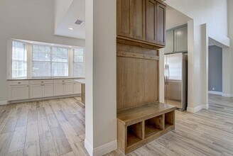 6203 Spicebrush Cove in Austin, TX - Building Photo - Building Photo