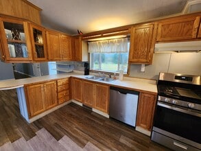 11 Basin Point Rd in Harpswell, ME - Building Photo - Building Photo