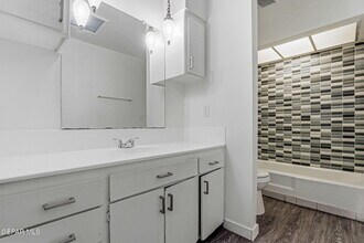 4613 Sun Valley Dr in El Paso, TX - Building Photo - Building Photo