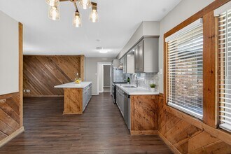 2027 Ottawa Ln in Houston, TX - Building Photo - Building Photo