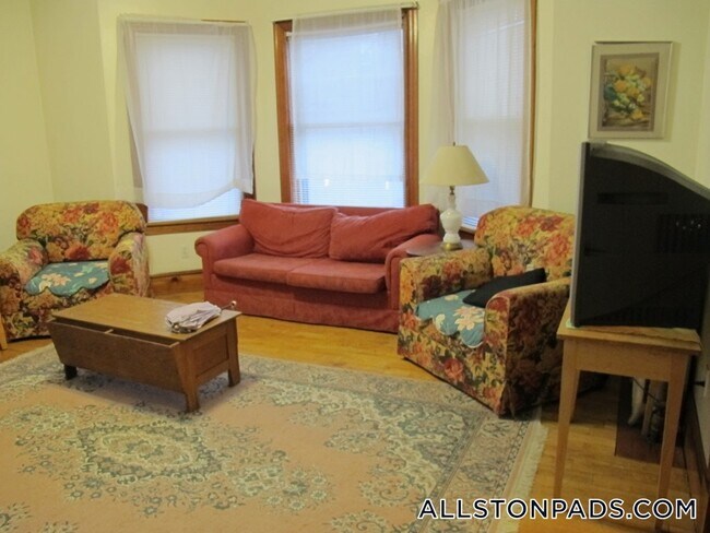 38 Linden St, Unit 12