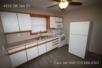 4810 SW 3rd St in Des Moines, IA - Building Photo - Building Photo