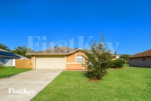 1051 Shepherd Ave in Deltona, FL - Building Photo