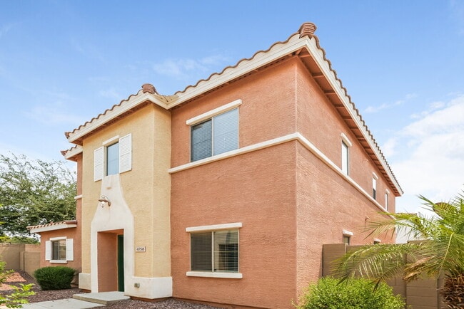 property at 4758 E Laurel Ave