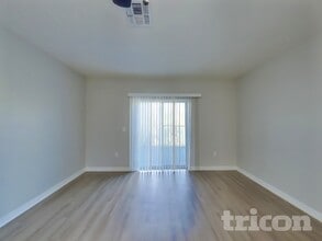 2508 Valhalla Dr in Tavares, FL - Foto de edificio - Building Photo