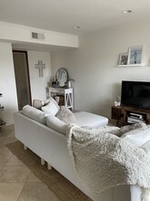 1108 W Balboa Blvd, Unit C in Newport Beach, CA - Foto de edificio - Building Photo