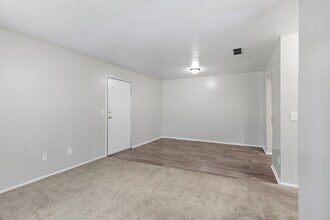 Arbor Place in Opelika, AL - Foto de edificio - Building Photo