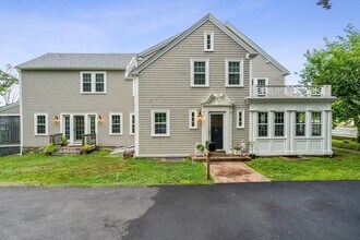 205 Sohier St in Cohasset, MA - Building Photo - Building Photo