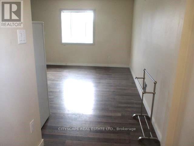 207 Main St