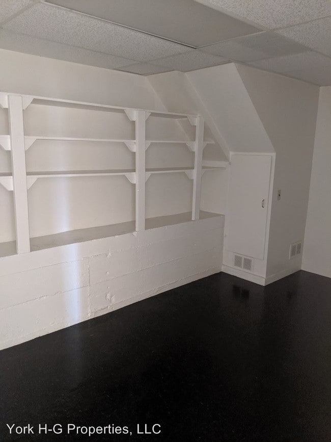 10 1st Ave in Red Lion, PA - Building Photo - Building Photo