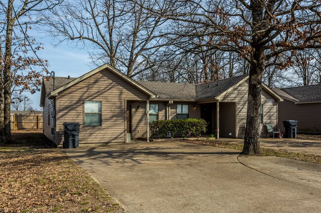 1804-1806 Kathleen St in Jonesboro, AR - Building Photo - Building Photo