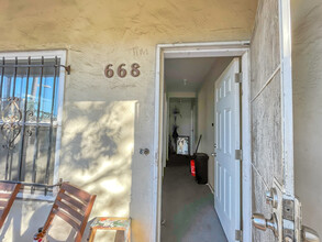 668 28th St in Oakland, CA - Building Photo - Building Photo