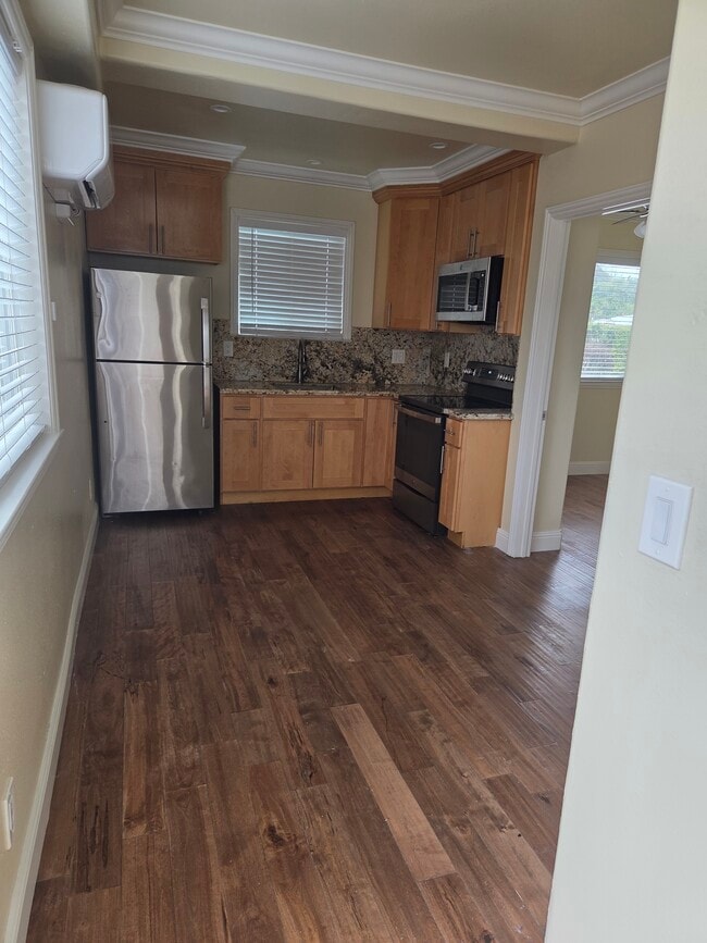 property at 648 Arrowhead Dr