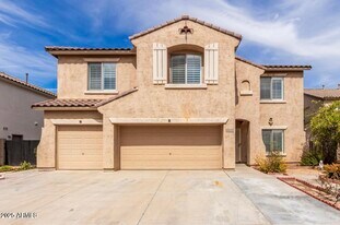 11856 W Grant St in Avondale, AZ - Building Photo