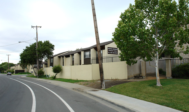 Lido Square in Pittsburg, CA - Building Photo - Building Photo