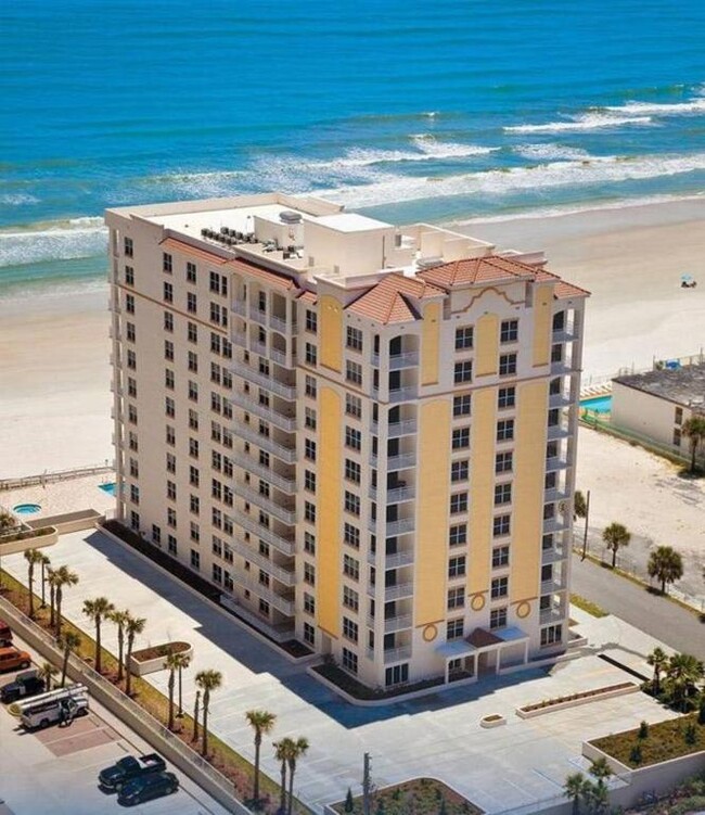 2071 S Atlantic Ave in Daytona Beach Shores, FL - Building Photo - Building Photo