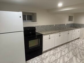 1304 2nd Rd in Middle River, MD - Building Photo - Building Photo