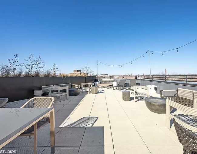 3462 N Lincoln Ave in Chicago, IL - Building Photo - Building Photo