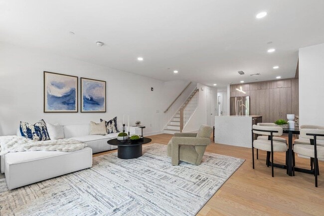 property at 33 Calvert St