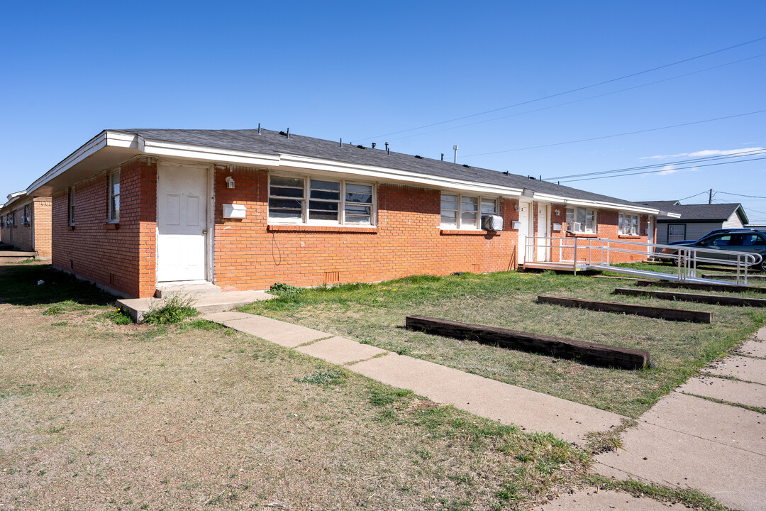 Evergreen Apartments in Amarillo, TX - Building Photo