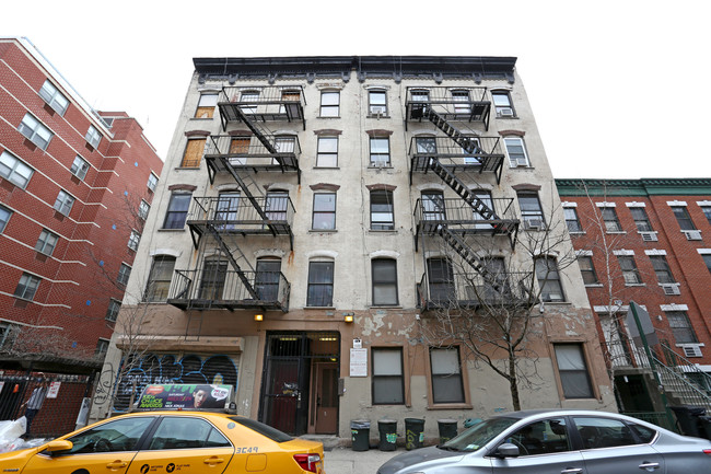 507-509 E 11th St in New York, NY - Building Photo - Building Photo