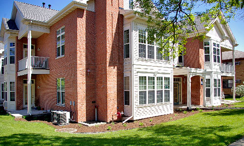 Victory Court in Madison, WI - Building Photo