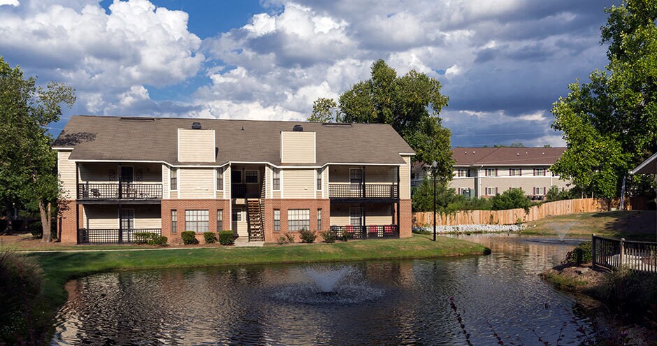 Bradford Pointe Apartments in Augusta, GA - Building Photo
