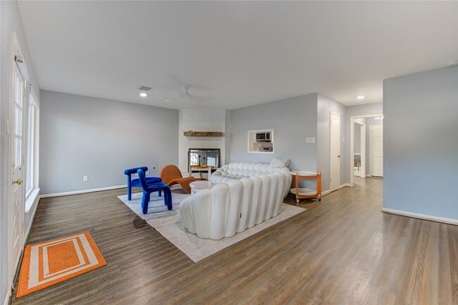 property at 1160 N Kirkwood Rd