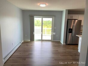 208 Rocky Rdg Dr in Hermon, ME - Building Photo - Building Photo