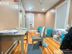 20 Fairbanks St, Unit 1 in Boston, MA - Building Photo - Building Photo