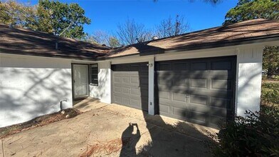 2118 Westwood Dr in Denton, TX - Building Photo - Building Photo