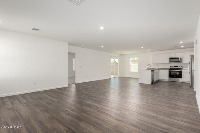 1459 E Peggy Dr in Casa Grande, AZ - Building Photo - Building Photo