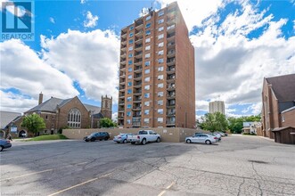 64 Benton St in Kitchener, ON - Building Photo - Building Photo
