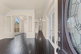 5422 Melody Park in Houston, TX - Building Photo - Building Photo