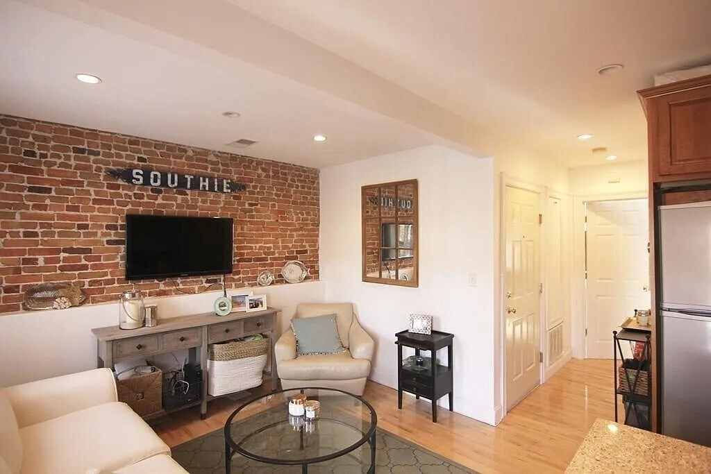 764 E 6th St in Boston, MA - Building Photo